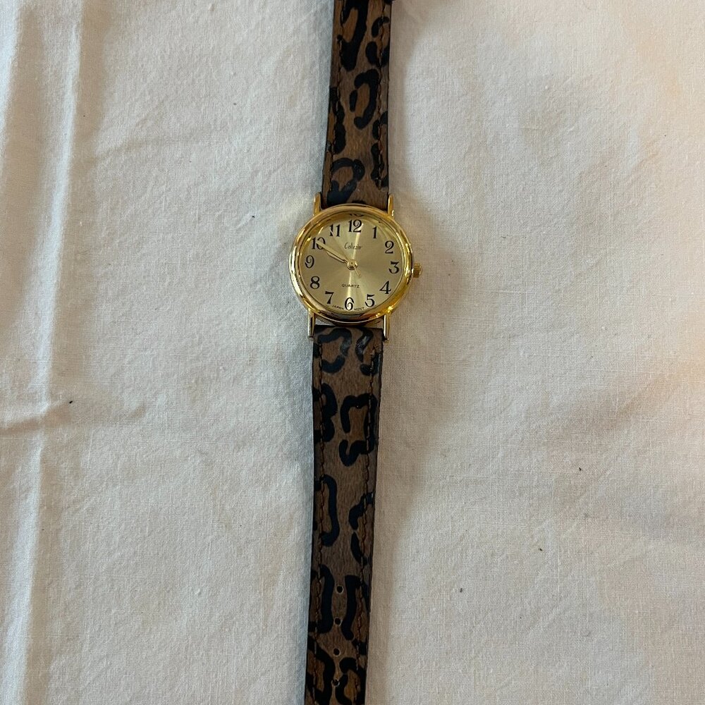 VINTAGE CALLEZIO LADIES QUARTZ WATCH.